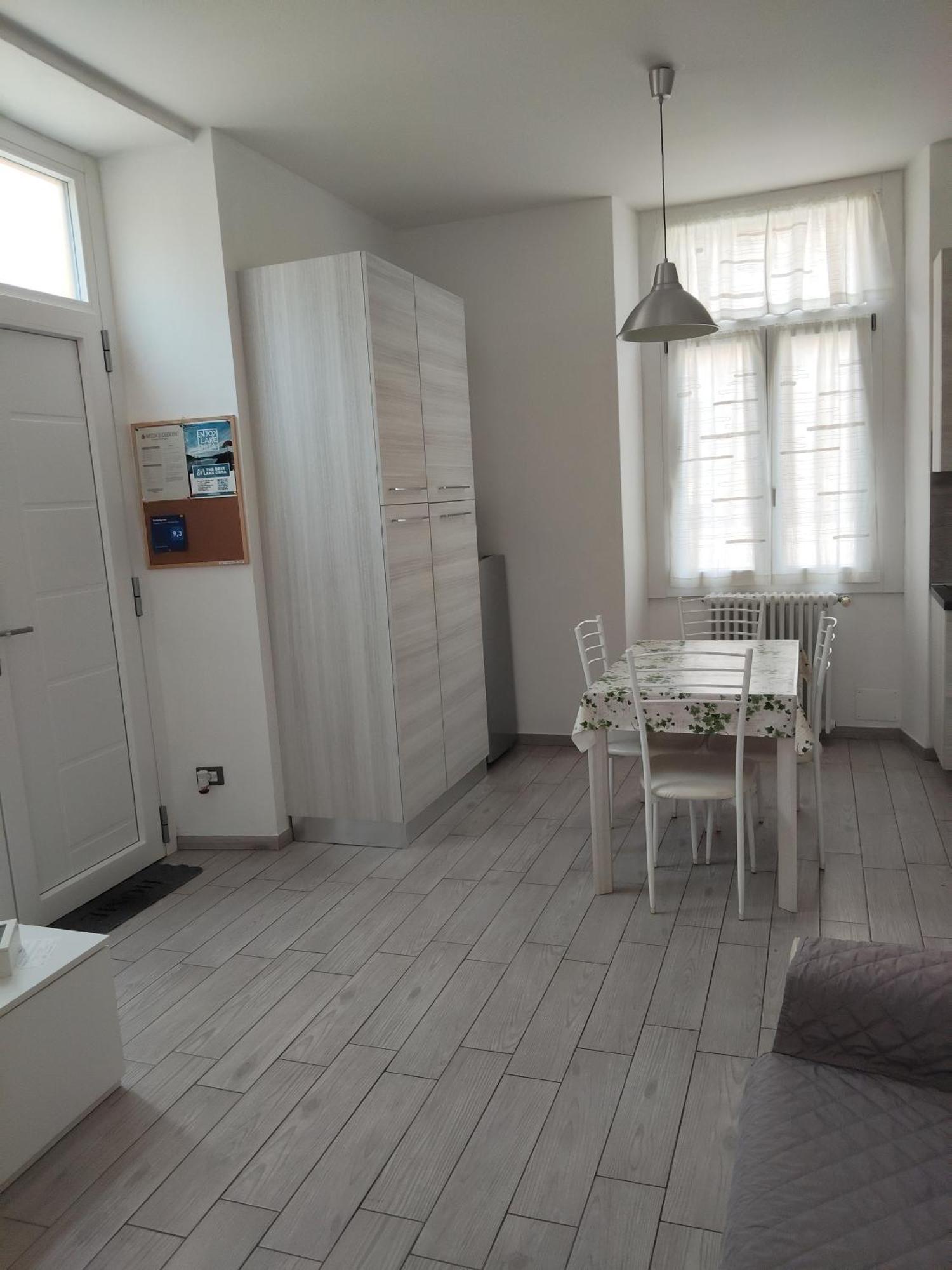 La Casalina Apartment โอเมญา ภายนอก รูปภาพ