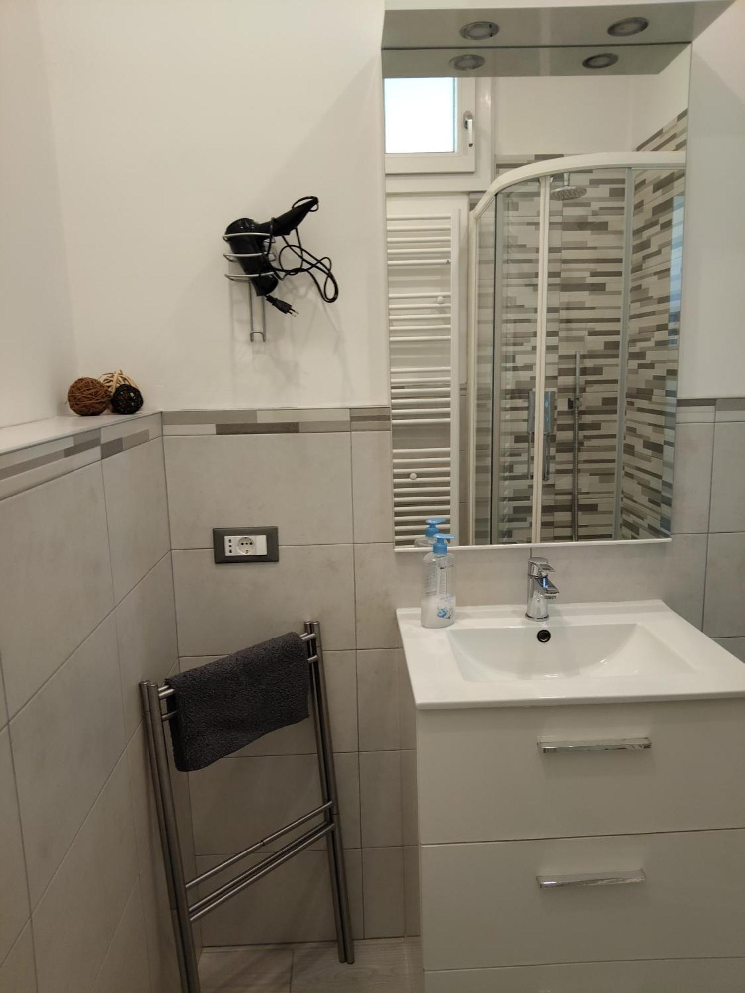 La Casalina Apartment โอเมญา ภายนอก รูปภาพ